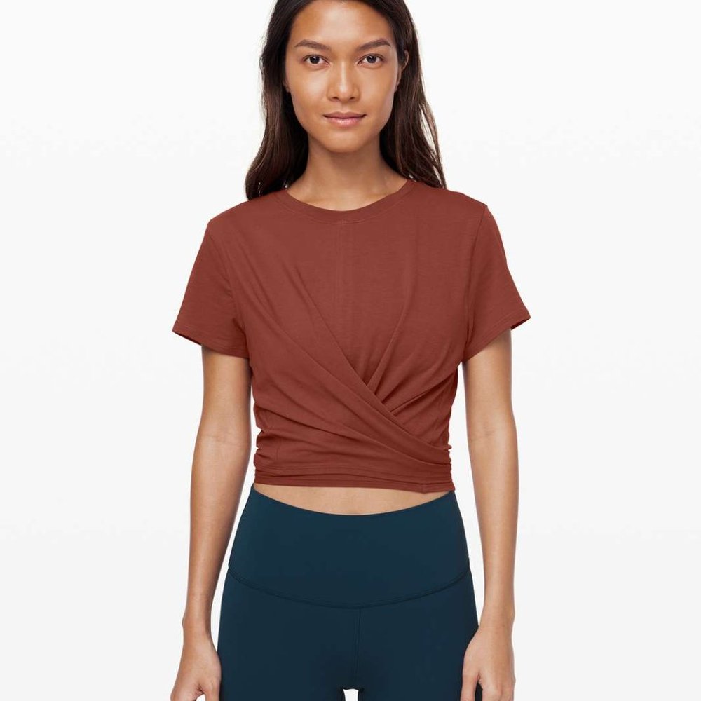 lululemon athletica Short Sleeve Twist Crop Top in Rust